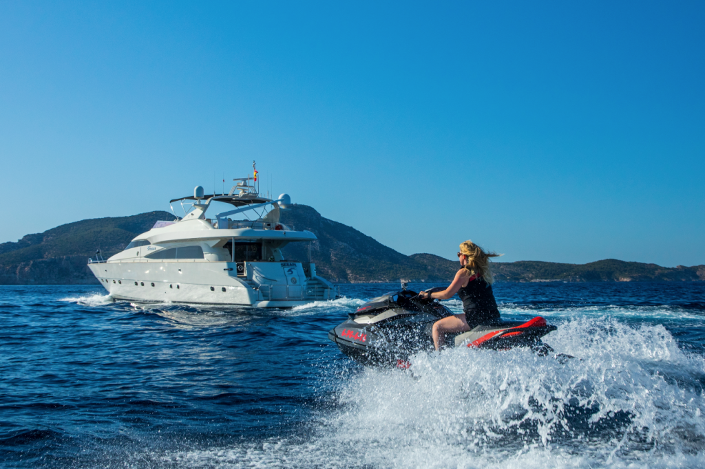 Rent a yacht in Ibiza